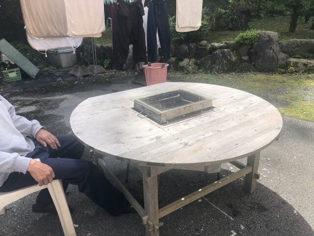 アウトドアに最適！！BBQコンロ対応木製テーブルの紹介です ｜共栄木工