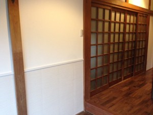 玄関壁